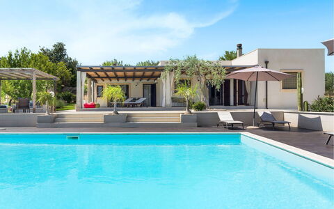 Villa Almond: Piscina, Ricorrere, Mobili Da Esterno, Materiale Composito, Eco Hotel, Estate, Shade, Tempo Libero, Villa, Hacienda