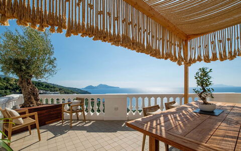 Casa Mariavittoria: Portico, Mobilia, Costiera E Morfologie Oceanic, Mare, Costa, Ricorrere, Balcone, Oceano, Shade, Eco Hotel
