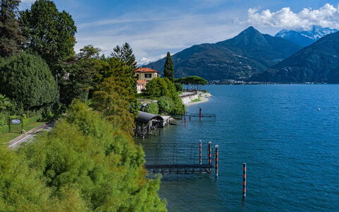 Villa Camilla: Acqua, Geografia Montane, Montagna, Corpo D'Acqua, Risorse Idriche, Natura, Collina, Costiera E Morfologie Oceanic, Paesaggio Naturale, Catena Montuosa