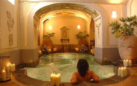 Palazzo Santa Croce: Interior Design, Illuminazione, Ricorrere, Soffitto, Lampada, Hotel, Hacienda, Giochi D'Acqua, Piscina, Pianta Della Casa