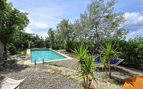Villa del Mare: Giardino, Landscaping, Backyard, Passerella, Flagstone, Piscina, Hacienda