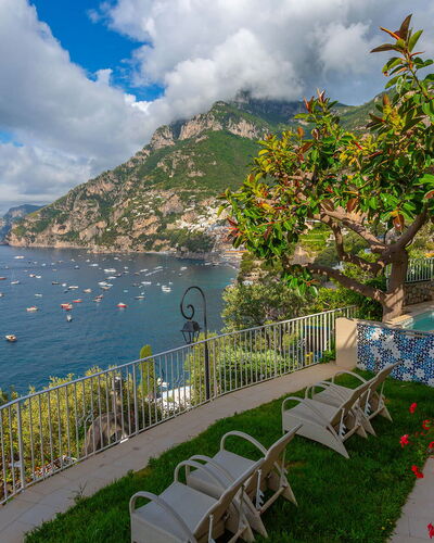 Villa Magnolia: Geografia Montane, Montagna, Collina, Catena Montuosa, Costa, Hill Station, Mare, Piscina, Ricorrere, Cresta