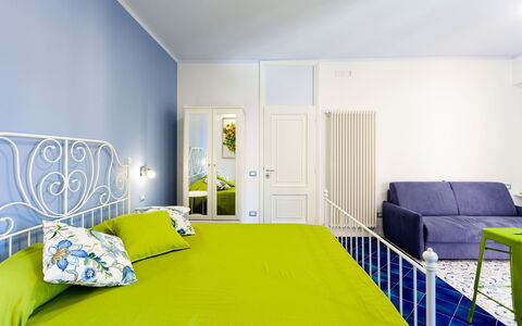 Casa Serena: Mobilia, Interior Design, Parete, Pavimentazione, Pavimento, Camera Da Letto, Letto, Soffitto, Camera, Bedding