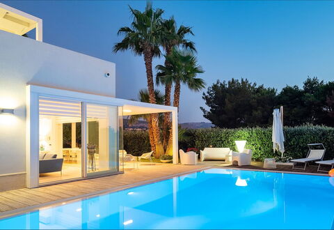Villa Rossini: Piscina, Ricorrere, Casa, Eco Hotel, Estate, Villa, Hotel, Shade, Pianta Della Casa