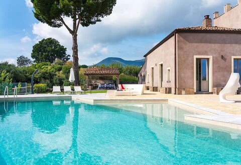 Villa Magical Tower: Piscina, Estate, Ricorrere, Terme, Giochi D'Acqua, Hacienda, Landscaping, Villa, Cortile, Reflecting Pool