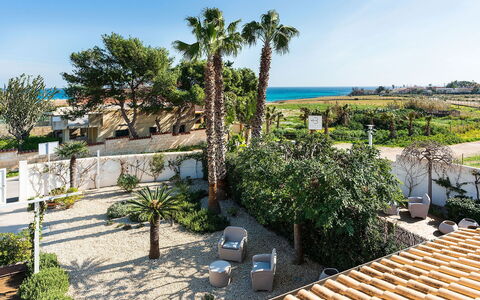 Stella Marina: Paesaggio, Lotto, Landscaping, Ricorrere, Shade, Giardino, Estate, Eco Hotel