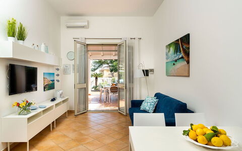 Stella Marina: Interior Design, Pavimentazione, Mobilia, Pavimento, Camera, Appartamento, Casa, Soggiorno, Soffitto, Divano