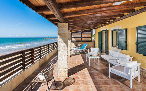 La Rosa dei Venti: Blu, Mare, Oceano, Mobili Da Esterno, Shade, Ricorrere, Costa, Spiaggia, Sedia, Eco Hotel