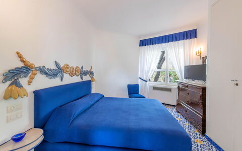 Villa Grazia: Mobilia, Interior Design, Pavimentazione, Pavimento, Camera Da Letto, Lenzuolo, Letto, Biancheria, Bedding, Camera