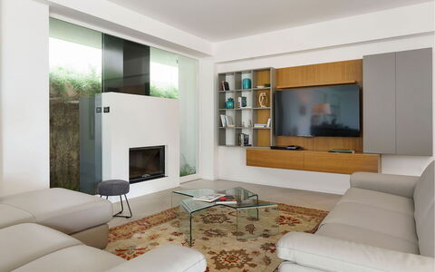 Villa Bel Prato: Mobilia, Interior Design, Parete, Pavimentazione, Divano, Soggiorno, Televisione, Pavimento, Legna, Camera