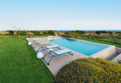 Villa Bel Prato: Blu, Piscina, Ricorrere, Mobili Da Esterno, Shade, Giardino, Landscaping, Terme, Eco Hotel, Centro Ricreativo