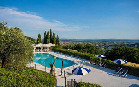 Villa la Brezza: Piscina, Ricorrere, Mobili Da Esterno, Eco Hotel, Landscaping, Hacienda, Resort Citta ', Villa, Hotel
