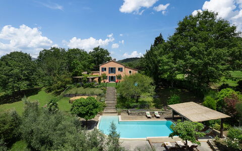 Villa la Foresta: Albero, Casa, Piscina, Estate, Villetta, Eco Hotel, Ricorrere, Villa, Hacienda, Agriturismo