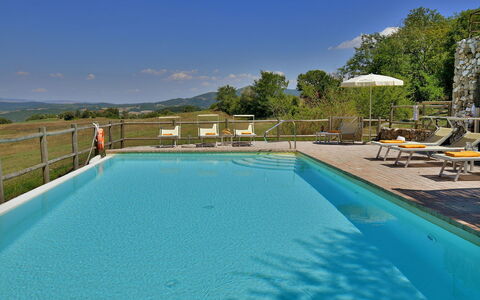 Villa Ghirlanda: Blu, Piscina, Mobili Da Esterno, Ricorrere, Eco Hotel, Lettino, Villa, Terme, Resort Citta ', Hotel