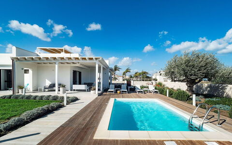 Rosemary: Ricorrere, Piscina, Eco Hotel, Mobili Da Esterno, Shade, Tempo Libero, Villa, Estate, Sedia