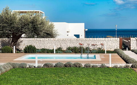 Rosemary: Ricorrere, Giardino, Piscina, Shade, Landscaping, Villa, Mobili Da Esterno, Eco Hotel, Passerella