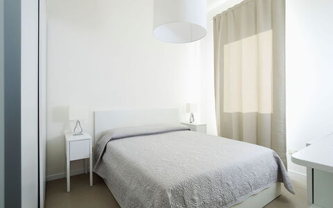 Villa Emma: Mobilia, Interior Design, Letto, Camera Da Letto, Parete, Pavimento, Pavimentazione, Camera, Soffitto, Biancheria