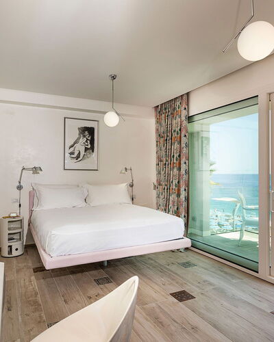 Casa Pink: Ricorrere, Mare, Mobilia, Costiera E Morfologie Oceanic, Oceano, Costa, Piscina, Appartamento, Hotel, Eco Hotel