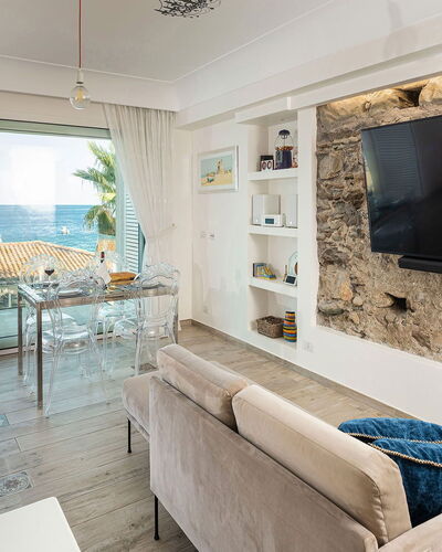 Casa Light Blu: Mobilia, Interior Design, Pavimentazione, Pavimento, Mare, Appartamento, Costa, Camera, Soggiorno, Oceano
