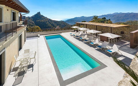 Villa Zafferano: Piscina, Blu, Ricorrere, Eco Hotel, Mobili Da Esterno, Terme, Catena Montuosa, Lettino, Hotel, Villa
