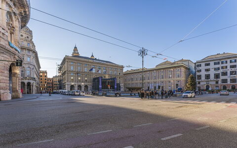 Da Federico, Apartment Genova Brignole: Cielo, Costruzione, Finestra, Città, Zona Urbana, Cittadina, Facciata, Spazio Pubblico, Strada, Architettura