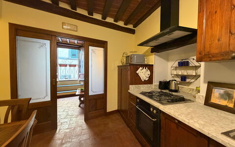 Terrazzino Margherita: Pavimentazione, Interior Design, Legna, Pavimento, Soffitto, Controsoffitto, Mobilia, Illuminazione, Cucina, Cabinetry