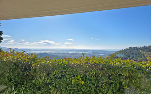 Appartamento Botrici: Cielo, Giorno, Foglia, Natura, Verde, Vegetazione, Orizzonte, Nube, Collina, Paesaggio