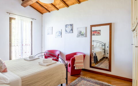 Casale Dolcemare: Mobilia, Parete, Interior Design, Camera Da Letto, Letto, Pavimento, Pavimentazione, Lenzuolo, Bedding, Camera