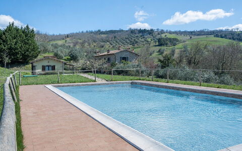 Il Giuncheto Apartments, Pool, Umbrian Countryside: Piscina, Estate, Hacienda, Giochi D'Acqua, Eco Hotel, Villa, Ricorrere, Agriturismo, Backyard, Recinzione