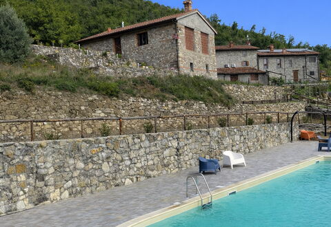 Borgo Antico, Pool, Barberino del Mugello: Piscina, Mobili Da Esterno, Ricorrere, Flagstone, Terme, Resort Citta ', Eco Hotel, Hacienda, Cobblestone, Villa