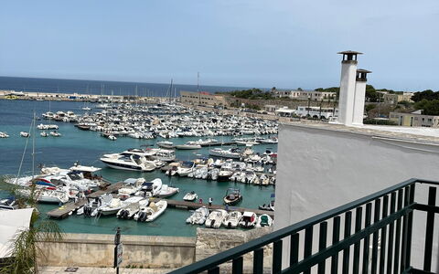 C-Home Historic House: Marina, Barca, Moto D'Acqua, Waterway, Barche E Nautica - Macchine E Materiali, Mare, Porta, Costiera E Morfologie Oceanic, Costa, Porto