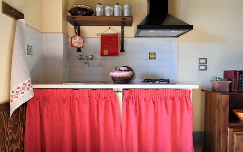 Terre di Giano Private Pool and View, Umbria: Interior Design, Pavimentazione, Mobilia, Camera, Pavimento, Casa, Cucina, Biancheria, Cabinetry, Controsoffitto