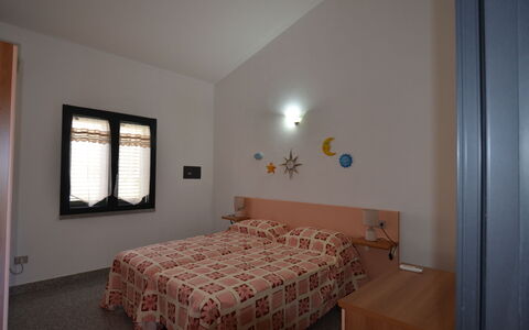Appartamento Nina, Ac, Wifi: Letto, Interior Design, Mobilia, Camera Da Letto, Parete, Pavimento, Legna, Camera, Pavimentazione, Lenzuolo
