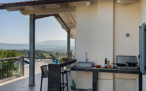Villa Ombrone: Mobilia, Sedia, Shade, Mobili Da Esterno, Struttura Esterna, Cucina & Sala Da Pranzo Tavolo, Cucina, Controsoffitto, Pergola, Portico