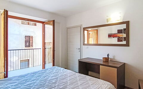 Antica Corte: Interior Design, Parete, Letto, Pavimentazione, Pavimento, Legna, Camera Da Letto, Camera, Mobilia, Soffitto