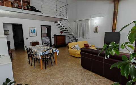 Villa del Monte: Mobilia, Pavimentazione, Interior Design, Pavimento, Camera, Soffitto, Casa, Appartamento, Soggiorno, Sedia