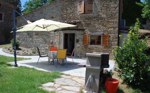 Casa Chimera: Mobilia, Sedia, Casa, Villetta, Giardino, Shade, Backyard, Cortile, Mobili Da Esterno