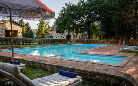 Maison Badia a Passignano: Piscina, Ricorrere, Giochi D'Acqua, Estate, Hacienda, Eco Hotel, Tempo Libero, Giardino, Mobili Da Esterno, Shade