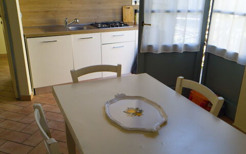 Casa Stella Serena, Podere le Scopaie, Pool: Mobilia, Pavimentazione, Interior Design, Legna, Pavimento, Tavolo, Cucina & Sala Da Pranzo Tavolo, Sedia, Camera, Sala Da Pranzo