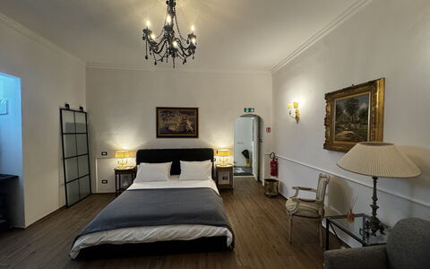 Maison D'Alice: Mobilia, Interior Design, Letto, Camera Da Letto, Pavimentazione, Pavimento, Lenzuolo, Soffitto, Bedding, Camera