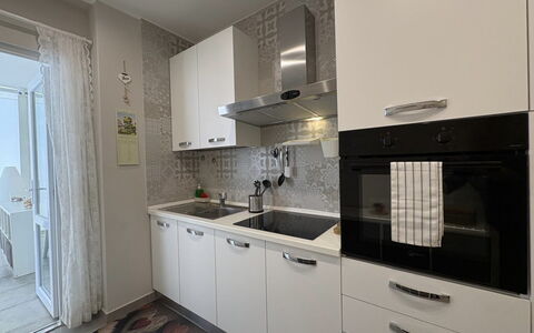 Casa Amare: Cucina, Elettrodomestico Da Cucina, Controsoffitto, Apparecchio Major, Cabinetry, Cucina Stufa, Lavandino Della Cucina, Stufa, Interior Design, Lavello