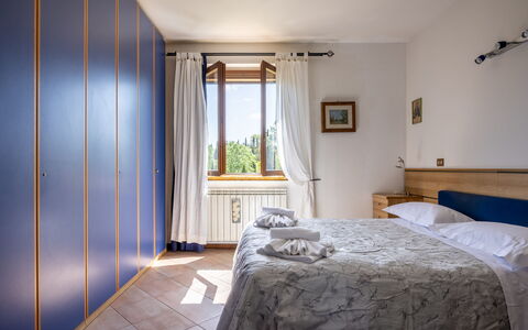 Civico108 Vacation Home, Pool, Castellina in Chian: Legna, Interior Design, Camera Da Letto, Pavimentazione, Casa, Letto, Pavimento, Camera, Lenzuolo, Appartamento