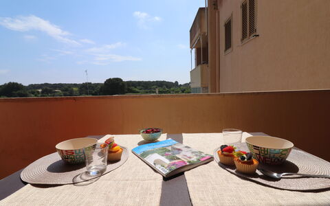 Mediterranea'S House Otranto: Mobilia, Mobili Da Esterno, Sedia, Color Legno, Shade, Cucina & Sala Da Pranzo Tavolo, Tavolo Esterno, Tavolino Da Caffè, Balcone, Pianta Della Casa
