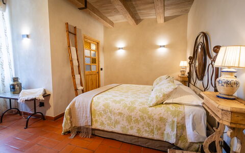 Casa Ivan: Mobilia, Interior Design, Parete, Pavimentazione, Legna, Pavimento, Soffitto, Camera Da Letto, Casa, Letto