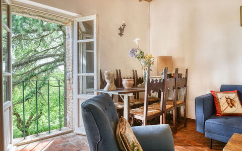 Villa the Horses: Mobilia, Parete, Legna, Interior Design, Sedia, Pavimentazione, Pavimento, Camera, Soggiorno, Cornice