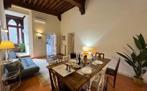 Alla Torre: Interior Design, Mobilia, Pavimentazione, Parete, Pavimento, Legna, Soffitto, Camera, Soggiorno, Cornice