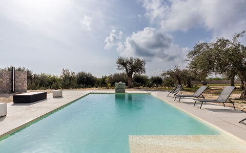 Pizzuta Country House: Blu, Piscina, Materiale Composito, Calcestruzzo, Shade, Landscaping, Ricorrere, Design, Giochi D'Acqua