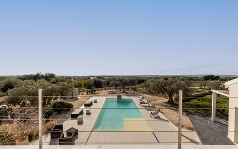 Pizzuta Country House: Piscina, Materiale Composito, Calcestruzzo, Shade, Estate, Design, Ricorrere, Piastrella
