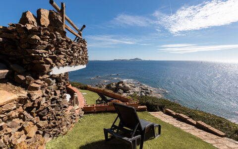 Villa Boi: Blu, Corpo D'Acqua, Costa, Mare, Costiera E Morfologie Oceanic, Roccia, Orizzonte, Paesaggio, Oceano, Riva