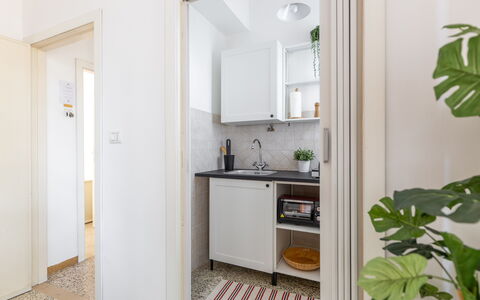 Fano Mare: Interior Design, Mobilia, Pavimentazione, Apparecchio Major, Pavimento, Camera, Casa, Elettrodomestico Da Cucina, Controsoffitto, Cucina